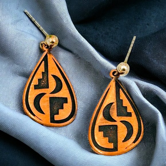 Vintage Solid Copper Etched Southwestern Moon Niello Dangle - Picture 6 of 6